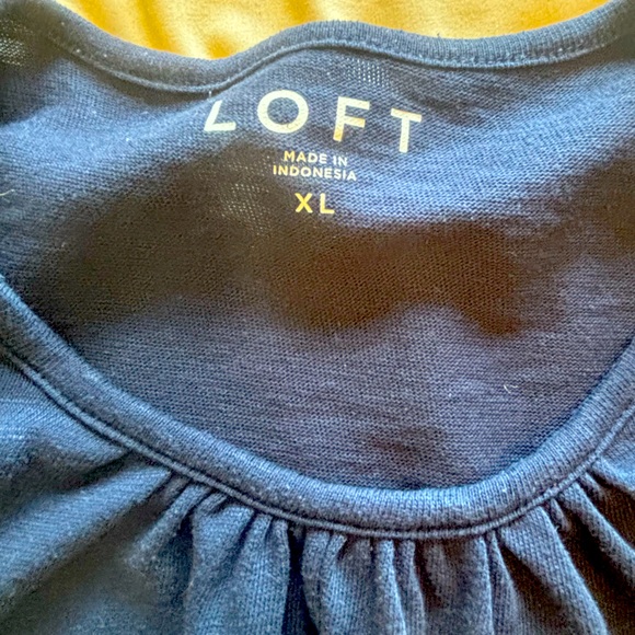 LOFT Navy Ruffled Tank Top - Picture 2 of 2